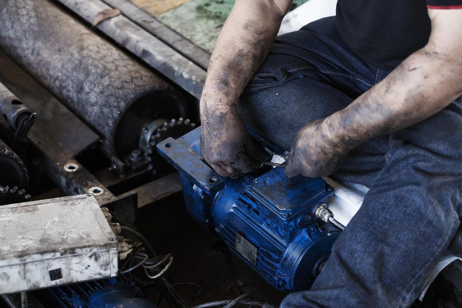 Uszkodzona pompa hydrauliczna – jak zdiagnozować?