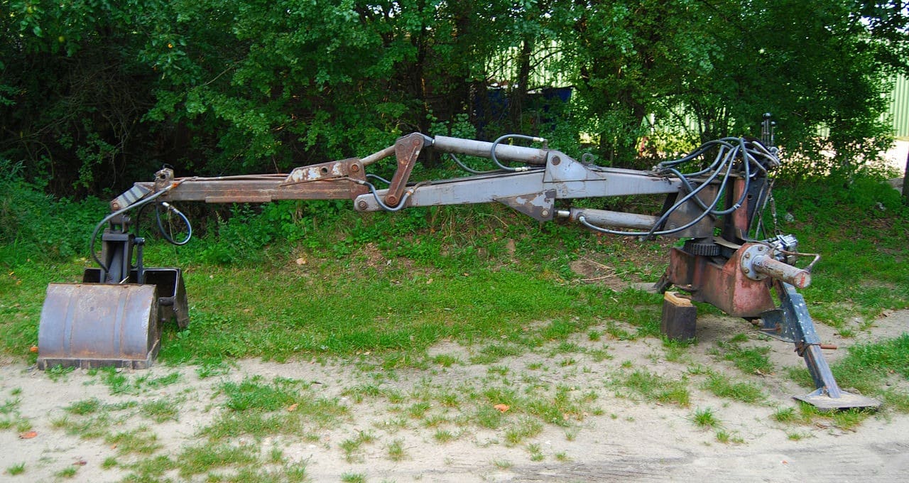 Pompa hydrauliczna do cyklopa – jaka do kultowego ładowacza?