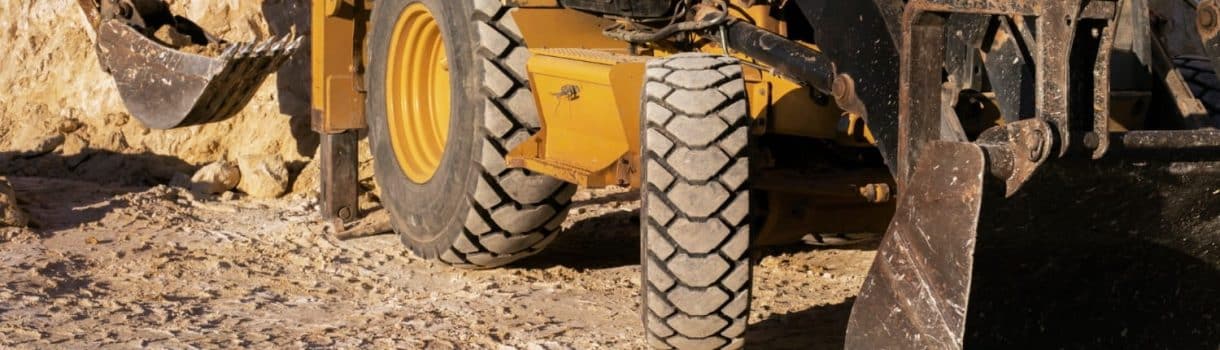 Skrzynia hydrostatyczna wyje – najczęstsze przyczyny i kiedy reagować?